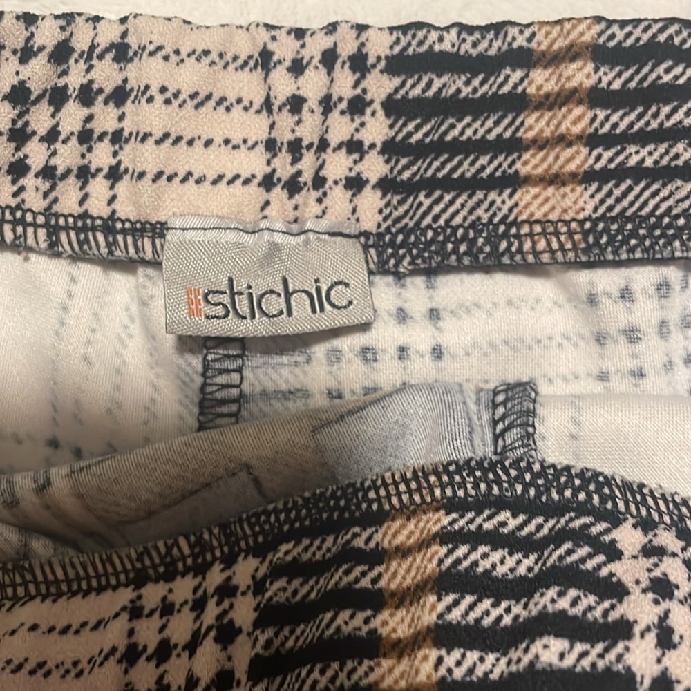 Matching Plaid Crop Top & Skirt Set- Size Small - Picture 4 of 5